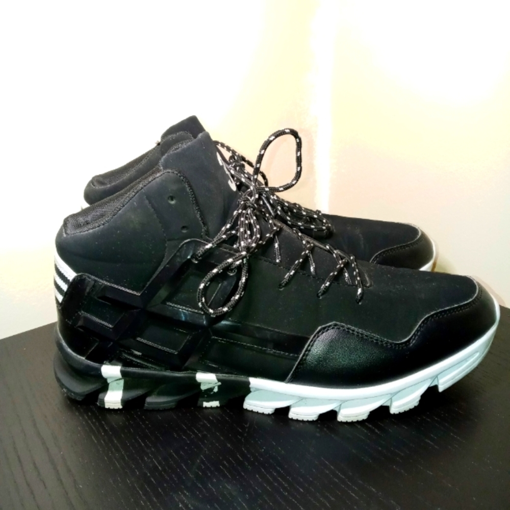 Joomra Size 46/US 12 black & White sneakers